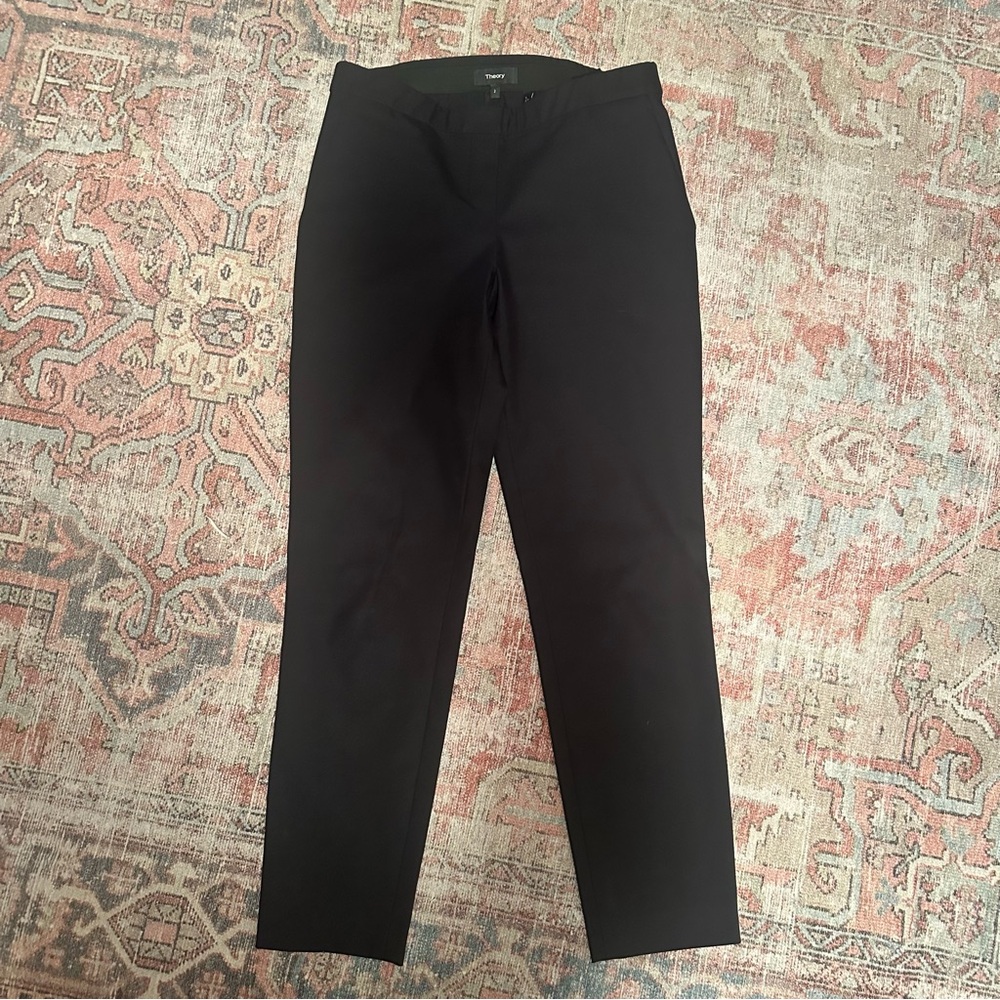 Theory Women’s Sleek Black Pants